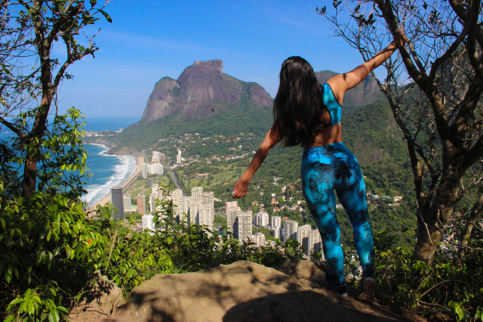 Rapel no Morro Dois Irmãos Rapel at Morro Dois Irmãos