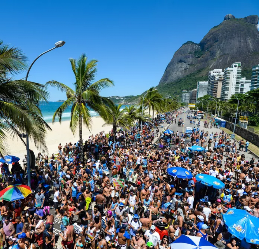 ESCOLA DE SAMBA CARNAVAL NO BRASIL