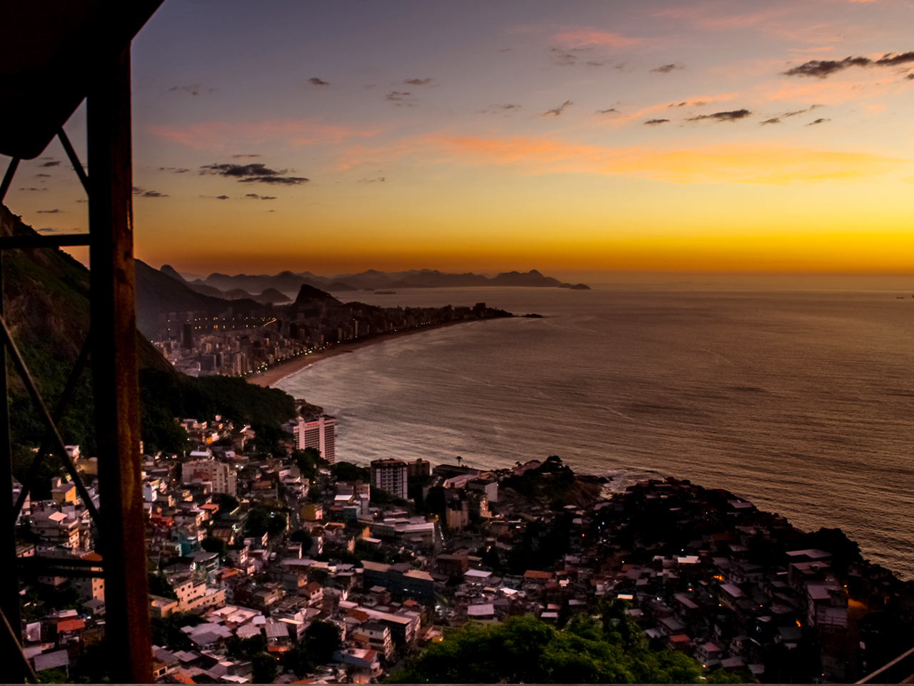 SUNRISE AT MORRO DOIS IRMÃOS NASCER DO SOL NO MORRO DOIS IRMÃOS