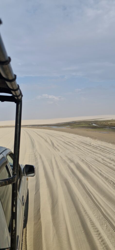 O que fazer nos Lençóis Maranhenses Melhor época para ir aos Lençóis Maranhenses Pacotes de viagem Lençóis Maranhenses Ecoturismo no Brasil Patrimônio Natural da Humanidade Dunas